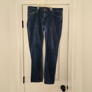 Womens Levi jeans
